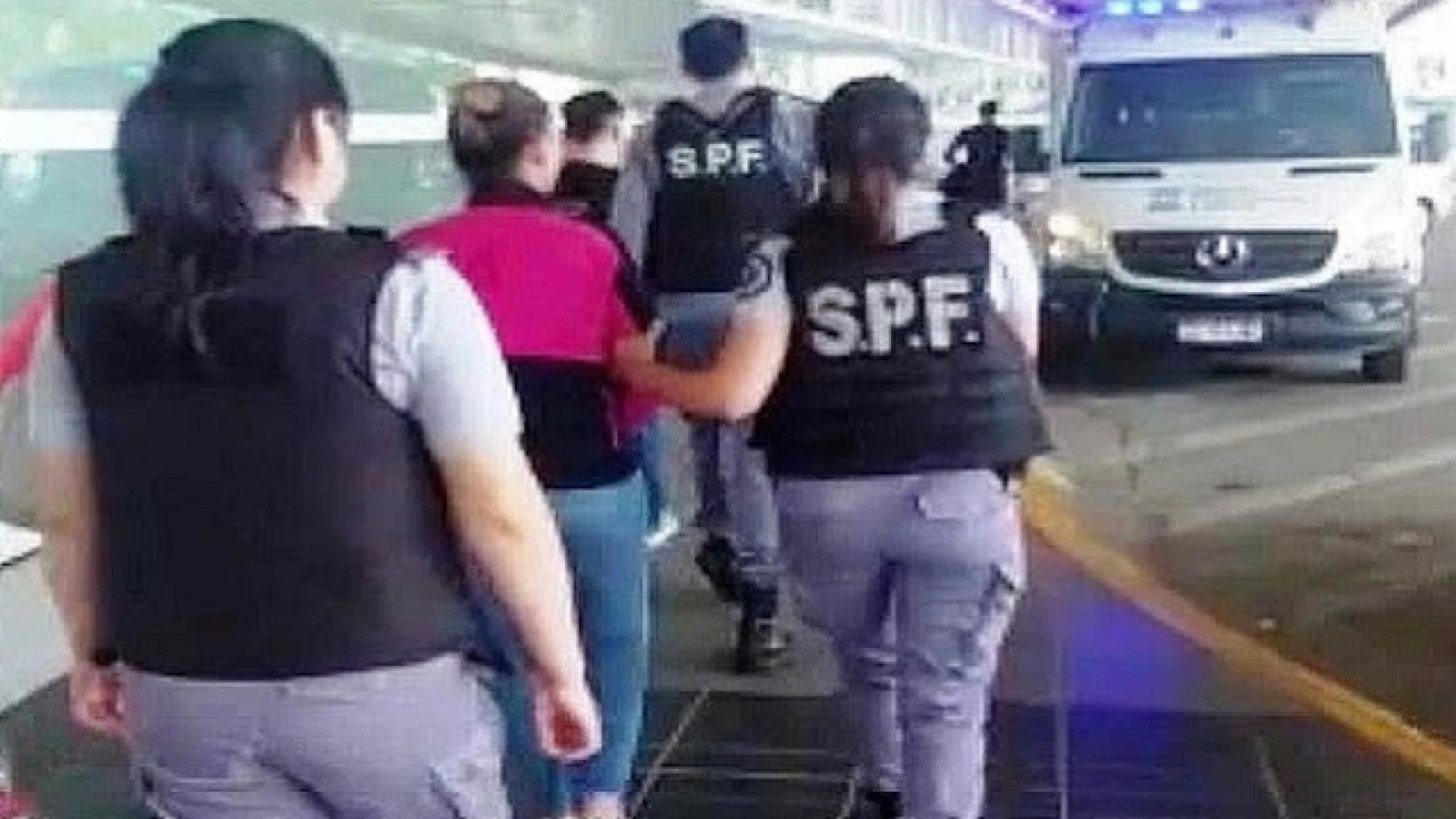 Detenida en operativo antidroga en Ushuaia fue trasladada a Buenos Aires